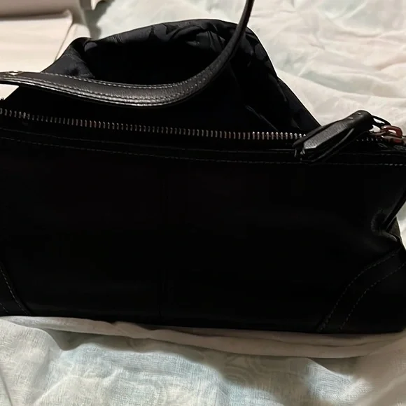 Vintage Coach East West  Leather One Handle Baguette Zipper Top #E0772-F08A64 - Picture 5 of 5